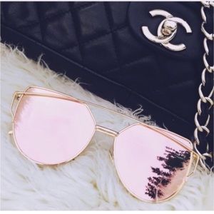 Rose Gold Mirrored Sunglasses